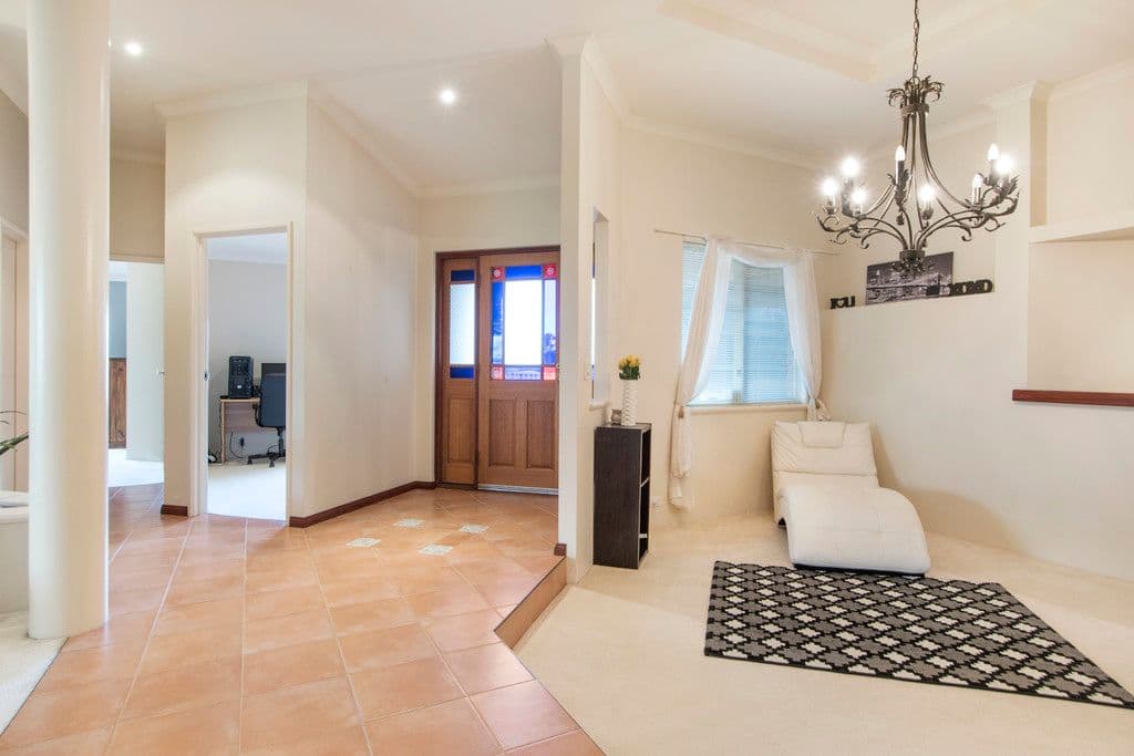 5 Sentry Close, Woodvale WA 6026, Woodvale - Thumbnail 4