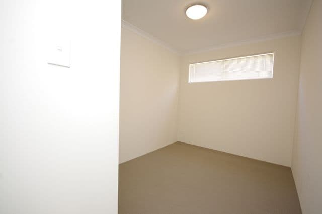 23c Dallington Crescent, BALGA WA 6061, Balga - Thumbnail 7