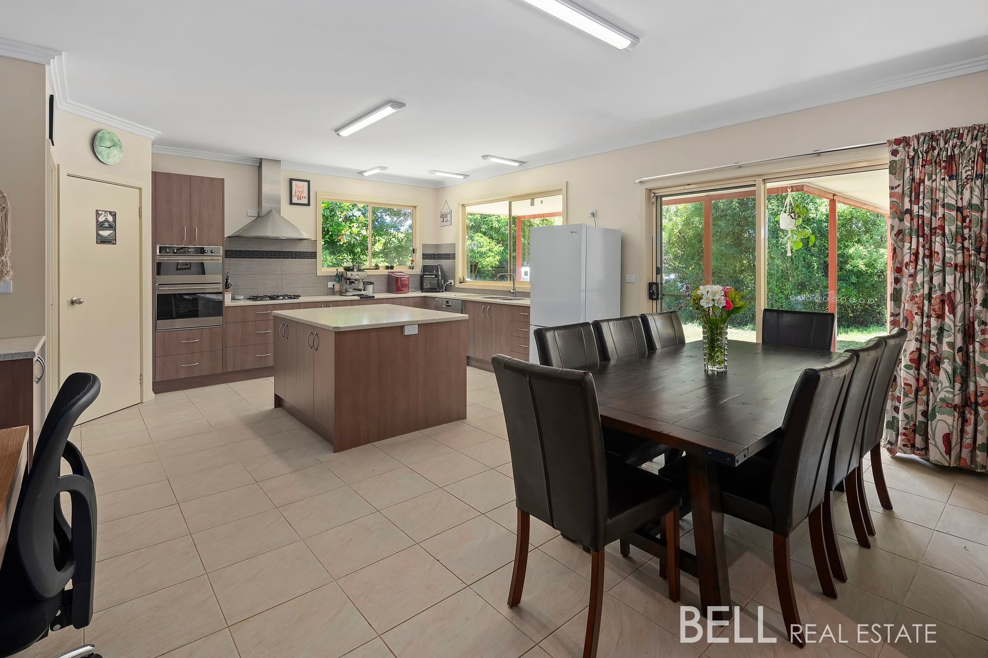 13 Ford Road, EMERALD, Emerald - Thumbnail 2