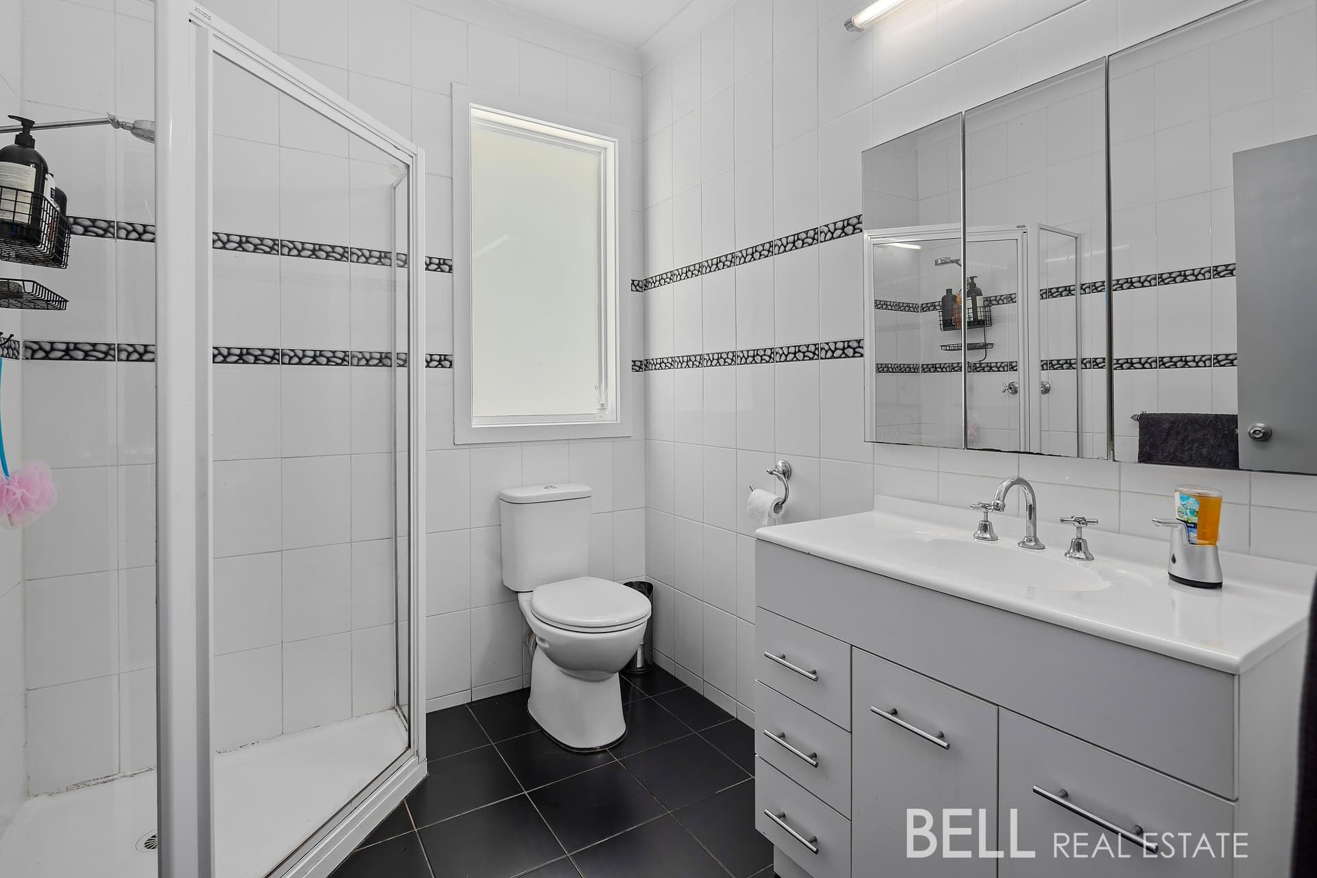 13 Ford Road, EMERALD, Emerald - Thumbnail 8