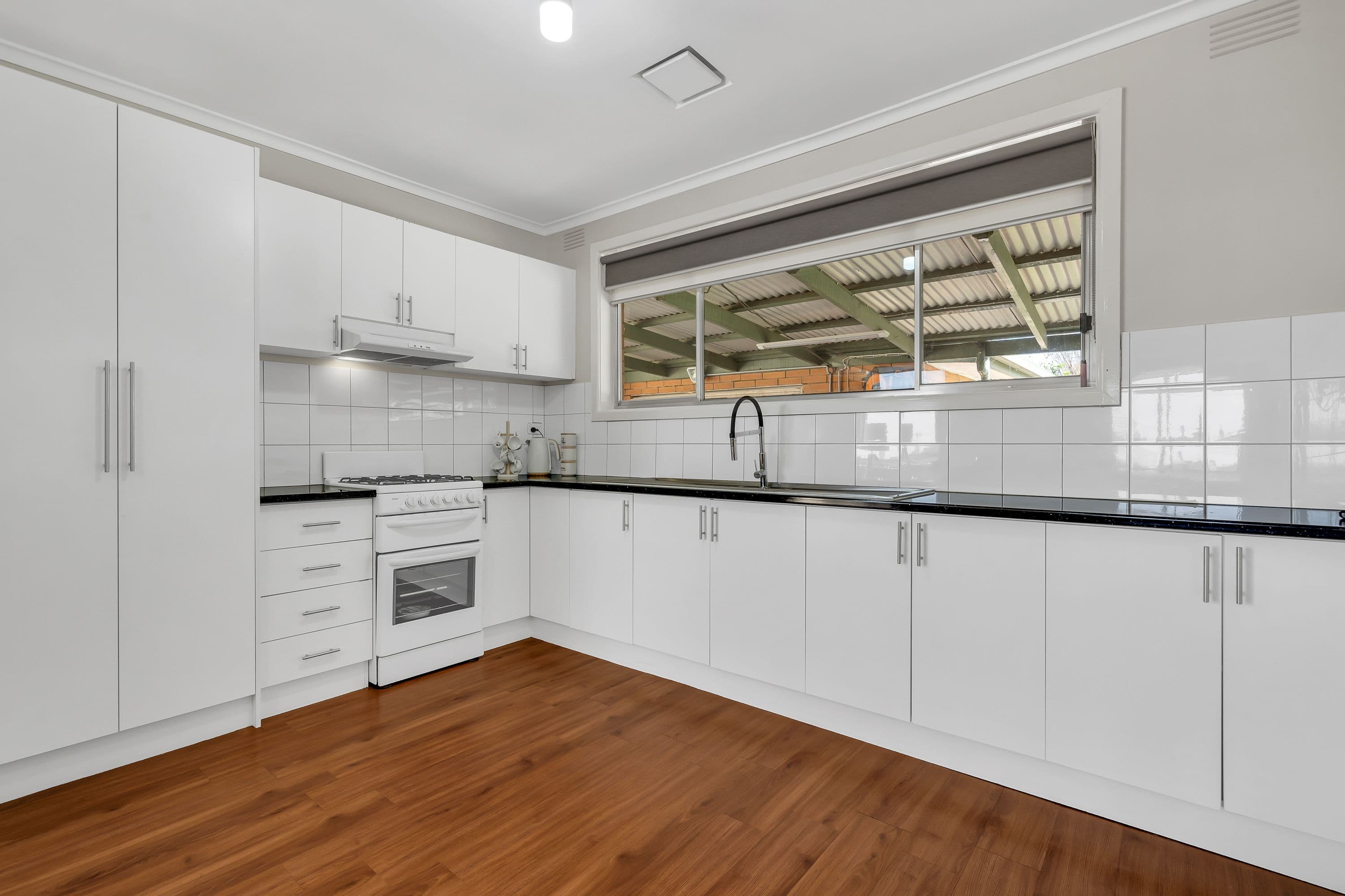 11 Chestnut Street, Campbellfield VIC 3061, Campbellfield - Thumbnail 5