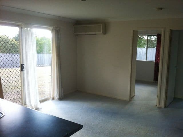 4 Buckland Court, COLLINGWOOD PARK QLD 4301, Collingwood Park - Thumbnail 2