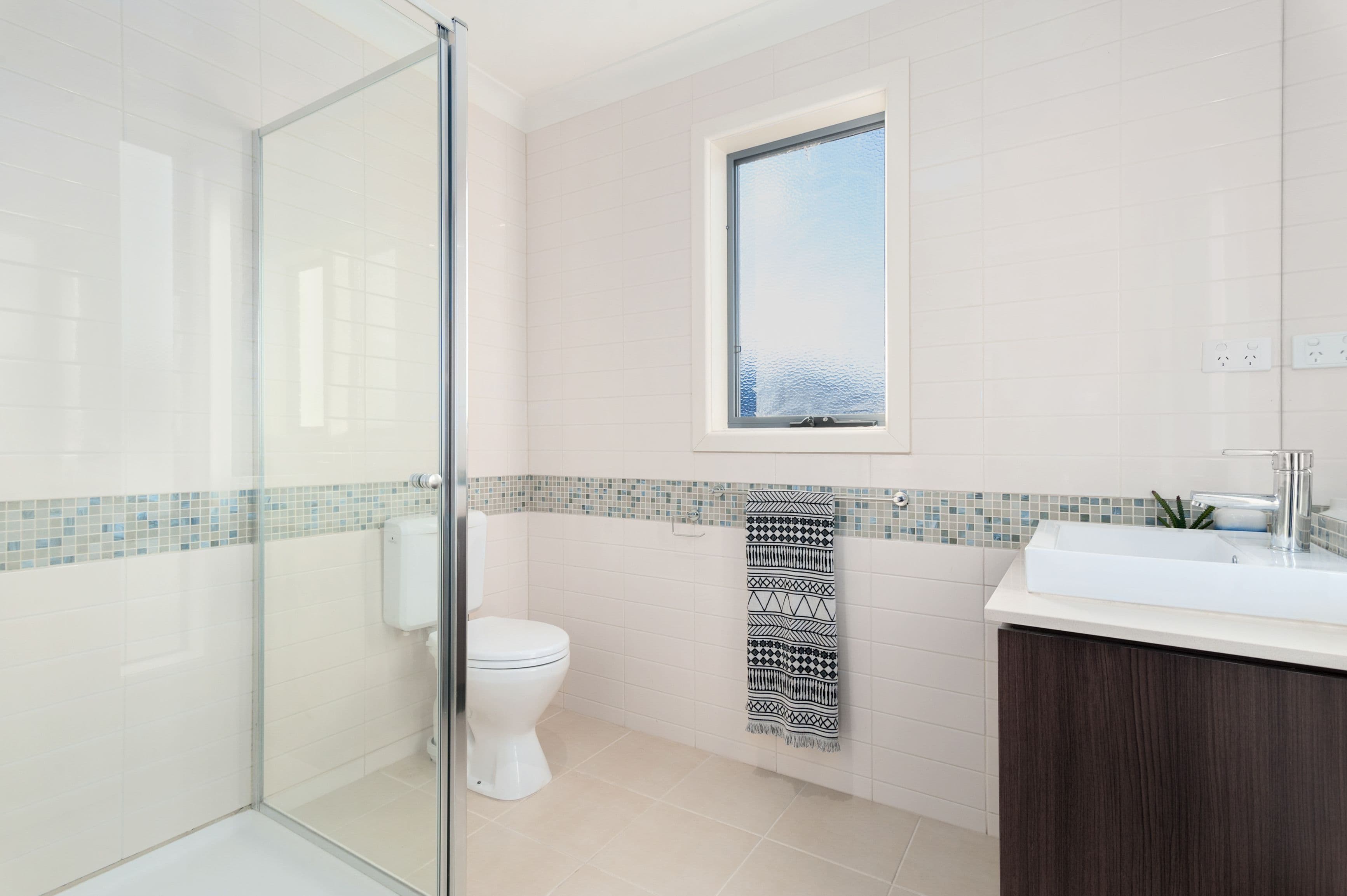 1 Almond Grove, Pakenham VIC 3810, Pakenham - Thumbnail 4