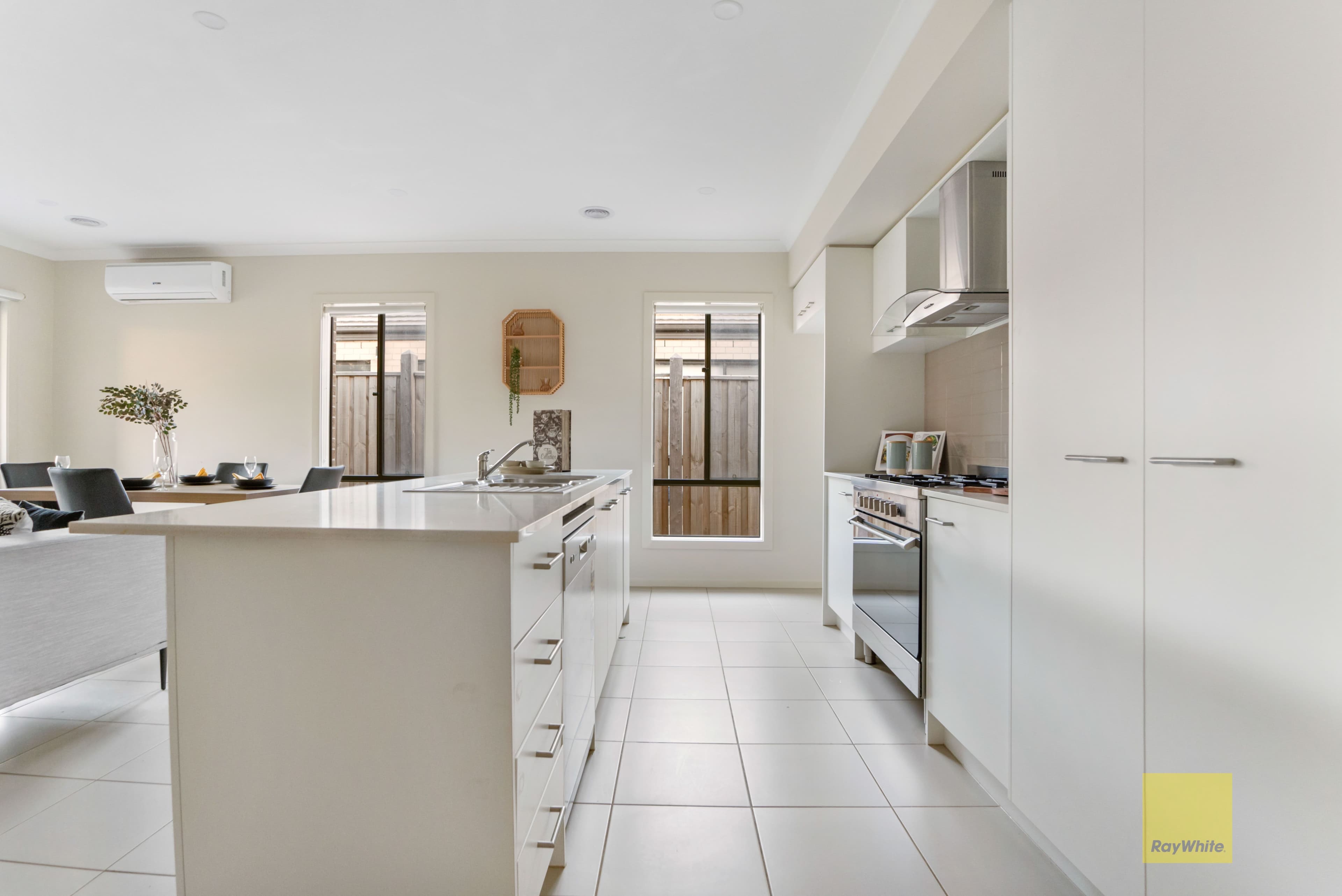 7 Elverson Way, Wyndham Vale VIC 3024, Wyndham Vale - Thumbnail 3