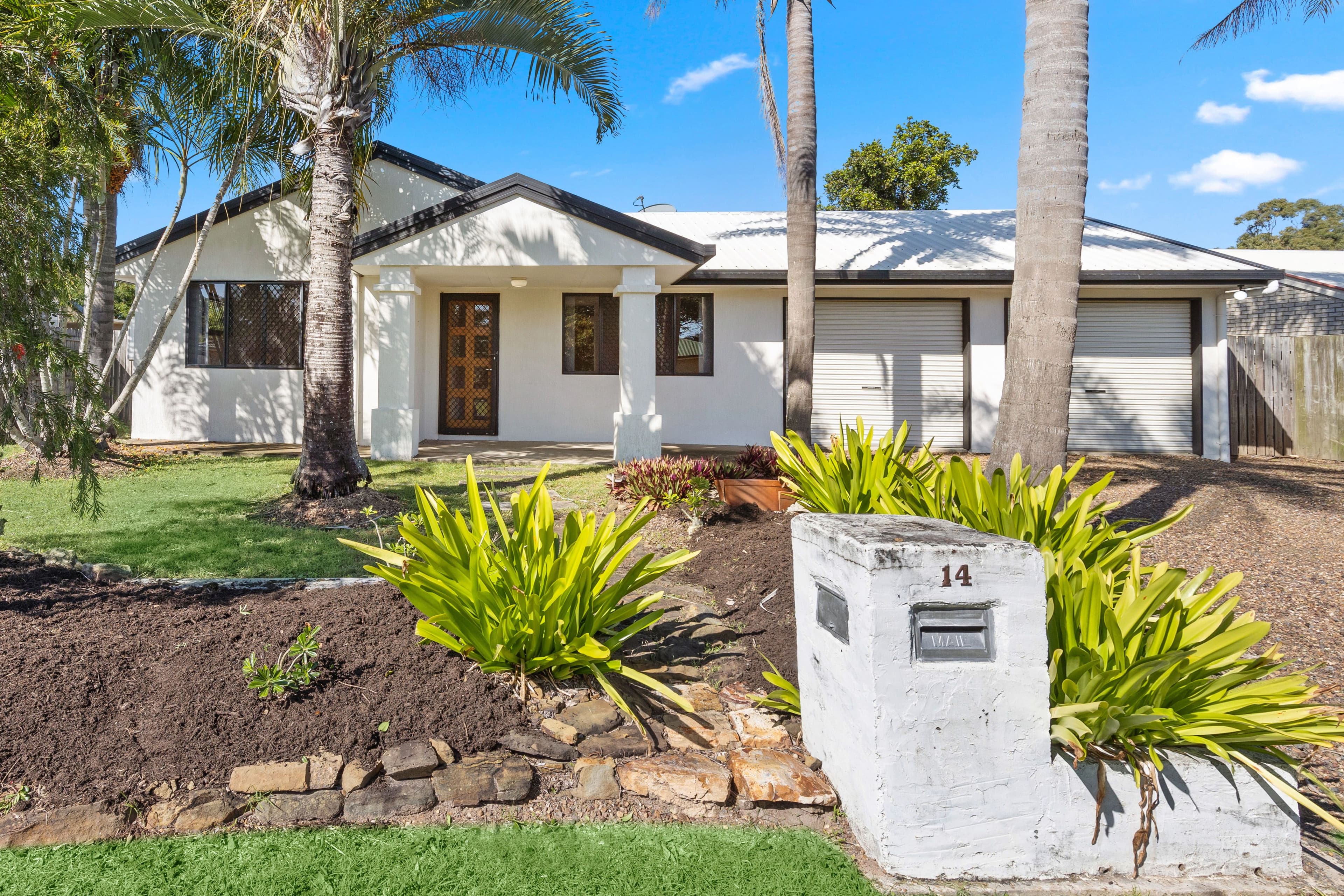 14 Aqualine Drive, Point Vernon QLD 4655, Point Vernon - Image 1