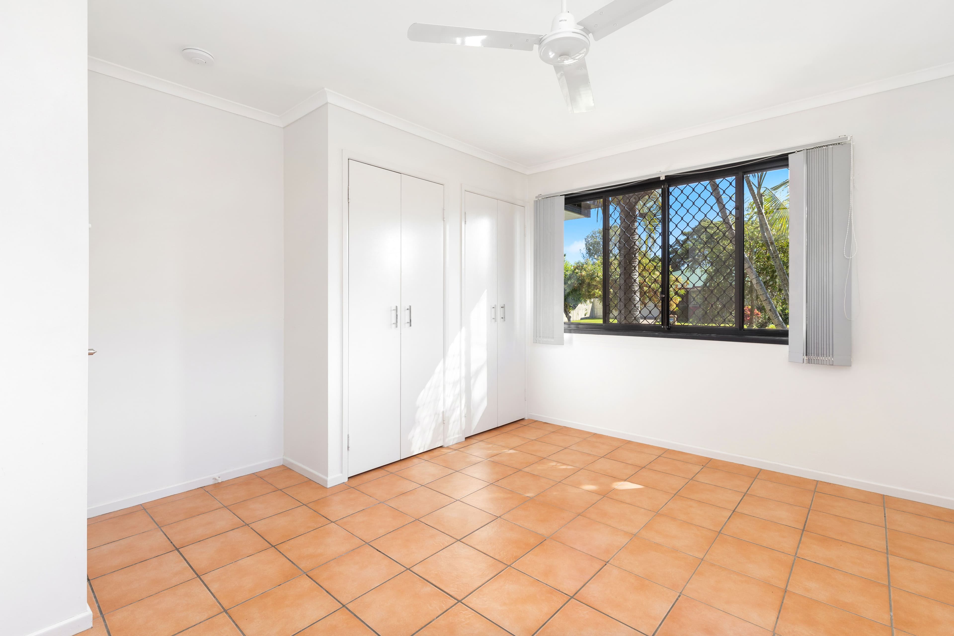 14 Aqualine Drive, Point Vernon QLD 4655, Point Vernon - Thumbnail 6