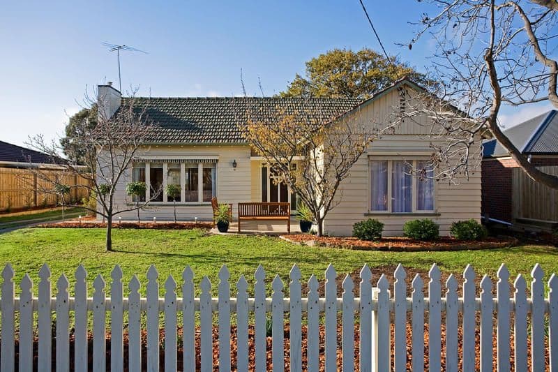 21 Amundsen Street, BELMONT VIC 3216, Belmont - Image 1