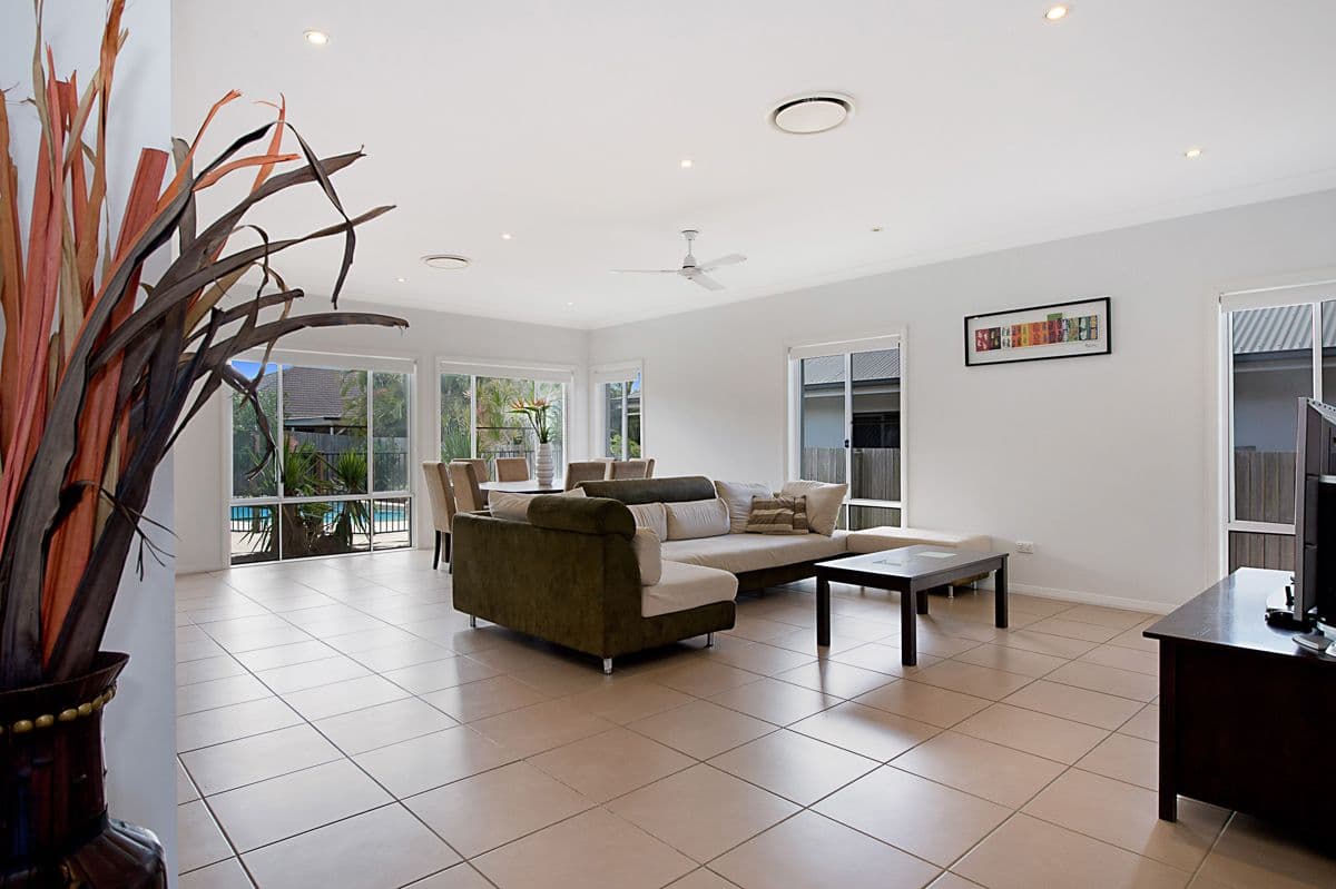 21 Foambark Street, North Lakes QLD 4509, North Lakes - Thumbnail 3