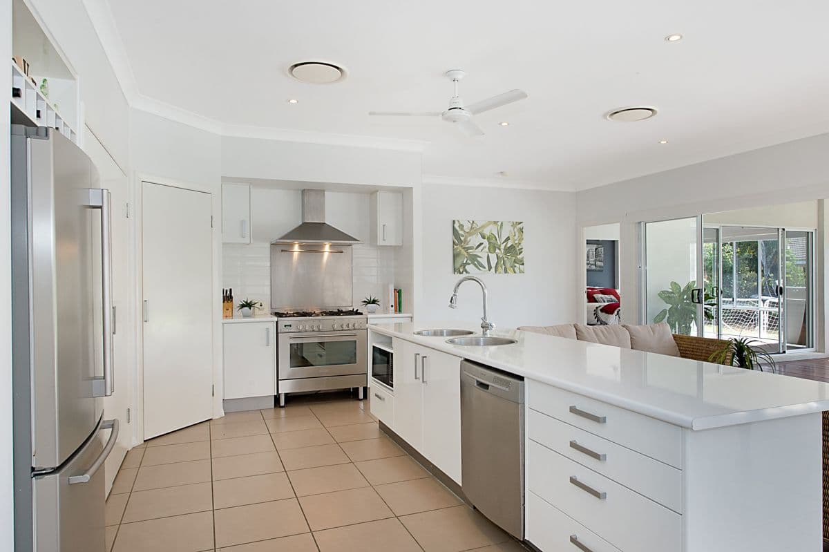 21 Foambark Street, North Lakes QLD 4509, North Lakes - Thumbnail 5