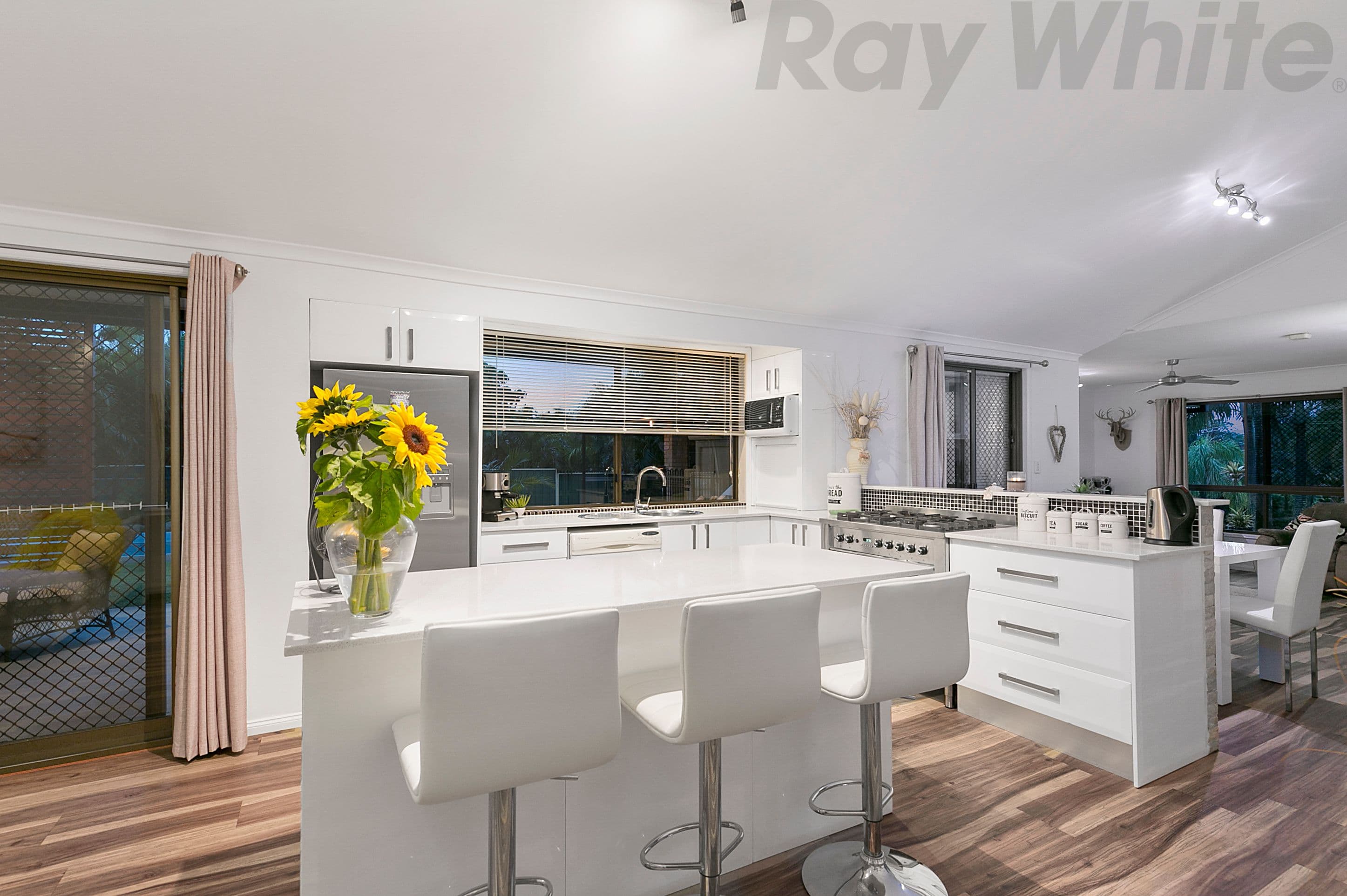 19 Ferndown Street, Alexandra Hills QLD 4161, Alexandra Hills - Thumbnail 3