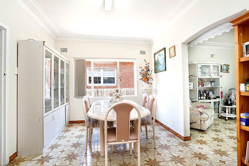 38 James Street, Fairfield East - Thumbnail 3