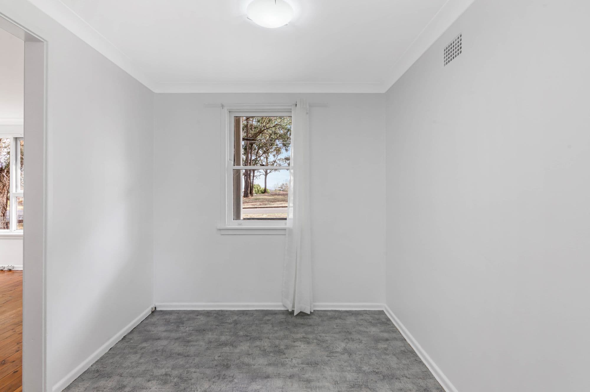 45 Luzon Avenue, Lethbridge Park NSW 2770, Lethbridge Park - Thumbnail 4