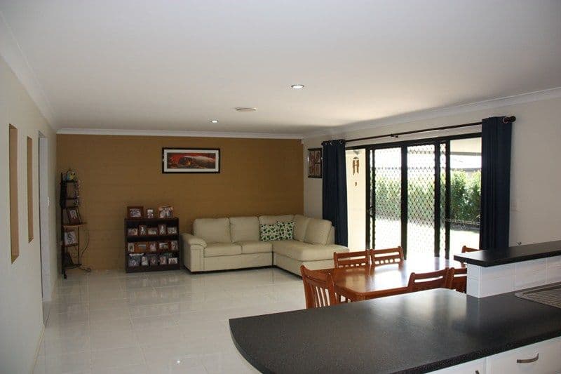 8 Myrtus Street, MOUNTAIN CREEK QLD 4557, Mountain Creek - Thumbnail 2
