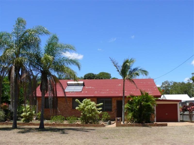 19 Truro Street, TORQUAY QLD 4655, Torquay - Thumbnail 3