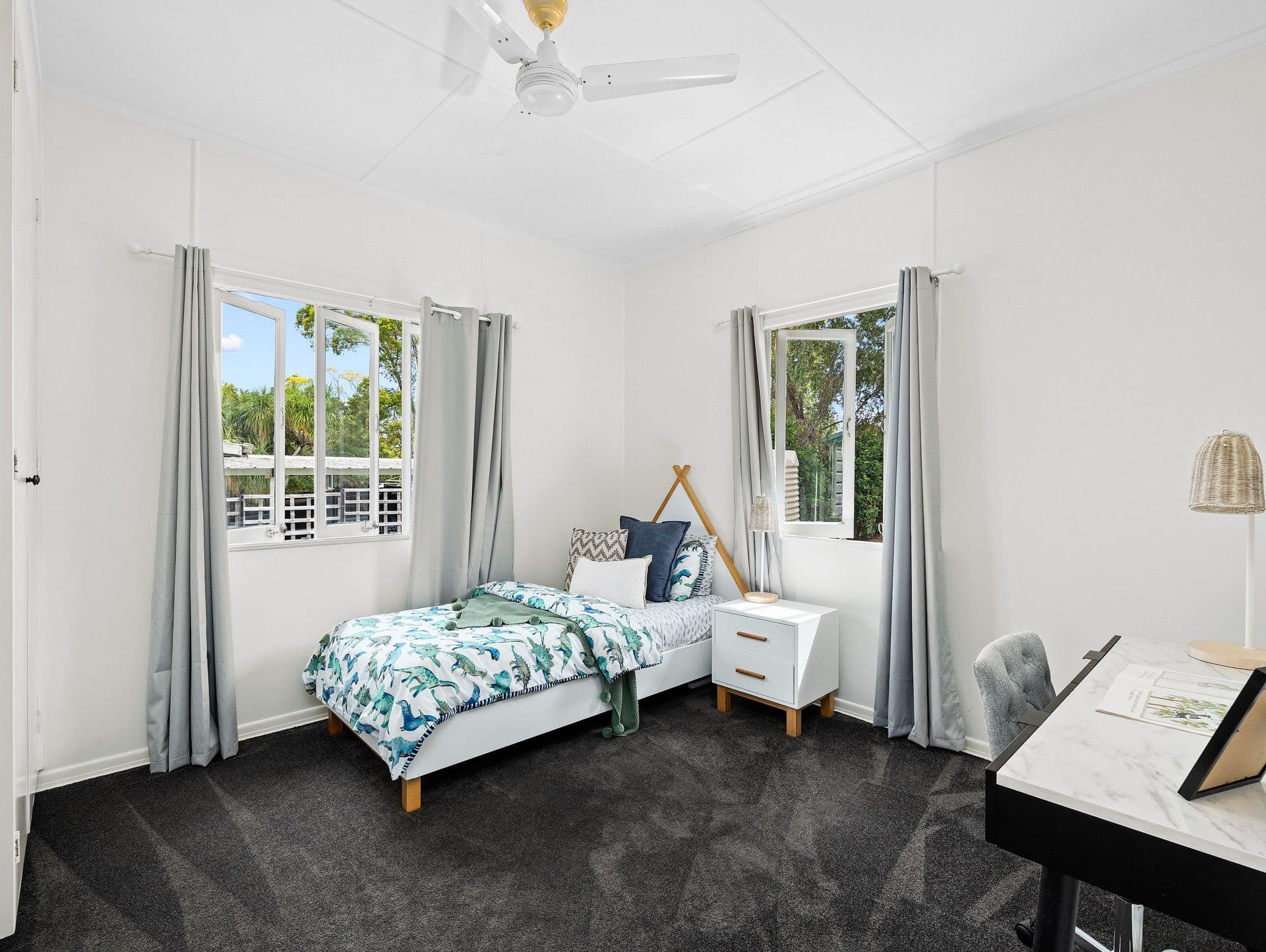 14 Trumpy Street, Silkstone QLD 4304, Silkstone - Thumbnail 5