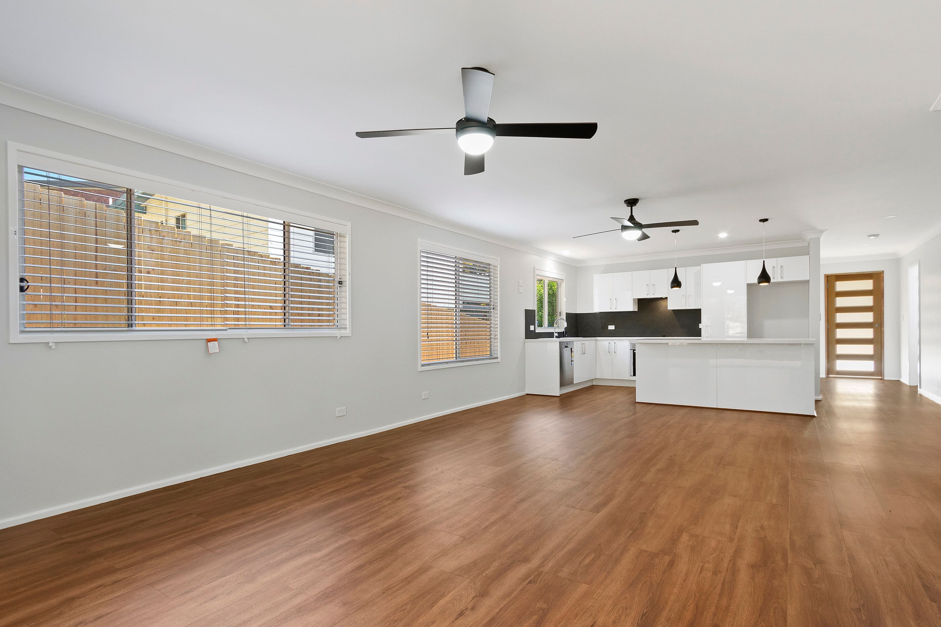 10 Berrima Street, Catalina - Thumbnail 2