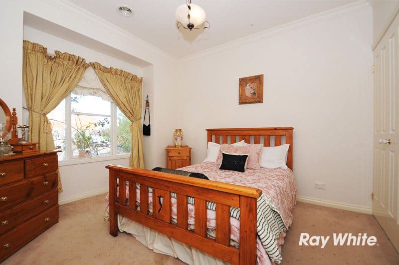 46 Henry Lawson Drive, LYNBROOK VIC 3975, Lynbrook - Thumbnail 5
