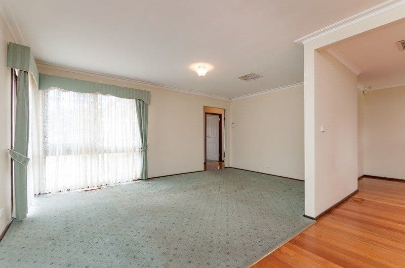 30 Wattleglen Street, CRAIGIEBURN VIC 3064, Craigieburn - Thumbnail 5