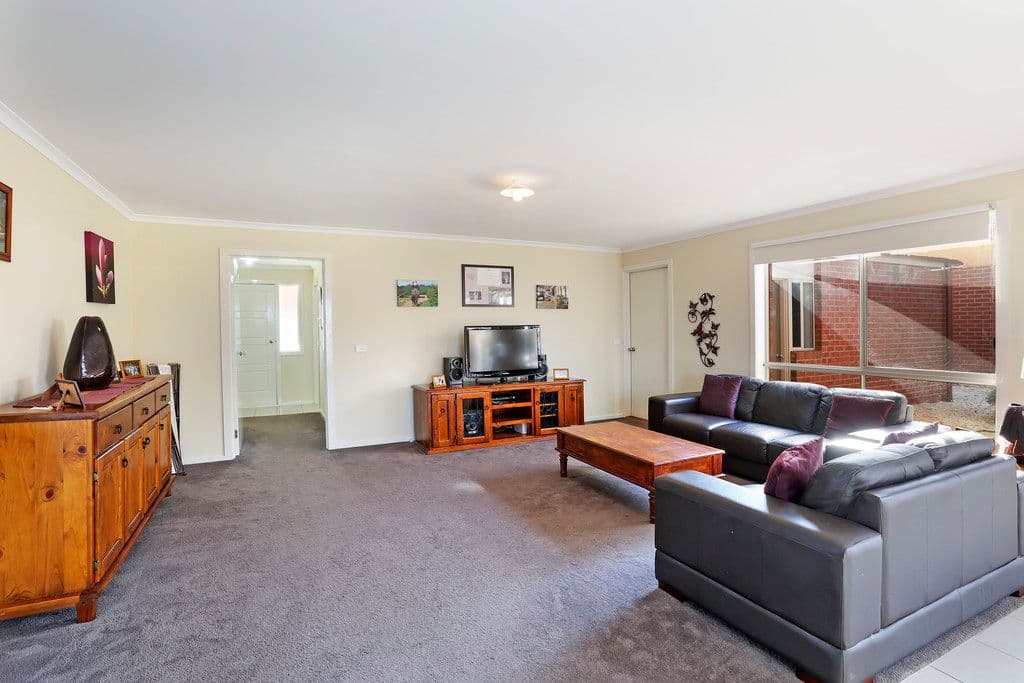 13 Fenwick Fairway, Bannockburn VIC 3331, Bannockburn - Thumbnail 4