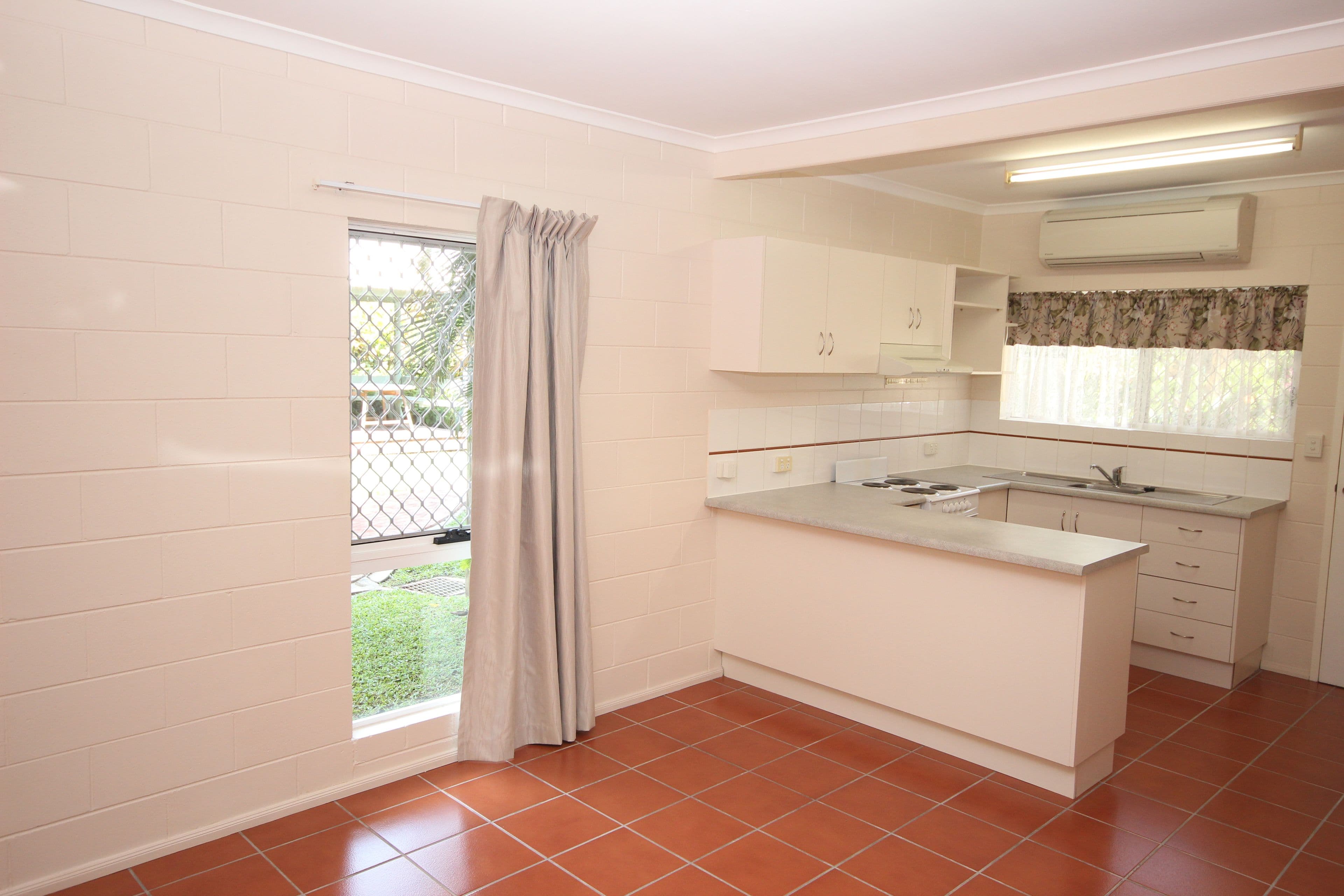 27 Stokes Street, Edmonton QLD 4869, Edmonton - Thumbnail 2