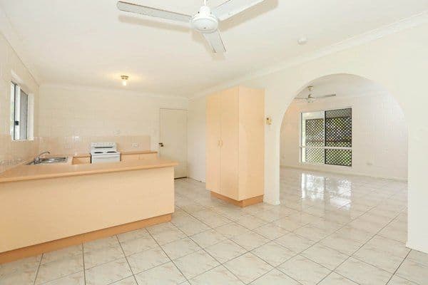 22 Joanne Street, DEERAGUN QLD 4818, Deeragun - Thumbnail 4