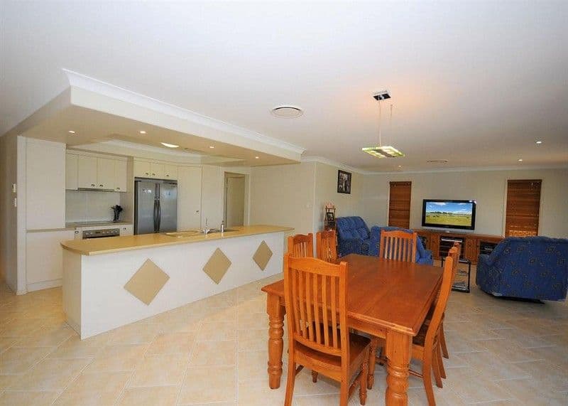 25 Yarrilee Circuit, Hervey Bay QLD 4655, Hervey Bay - Thumbnail 5