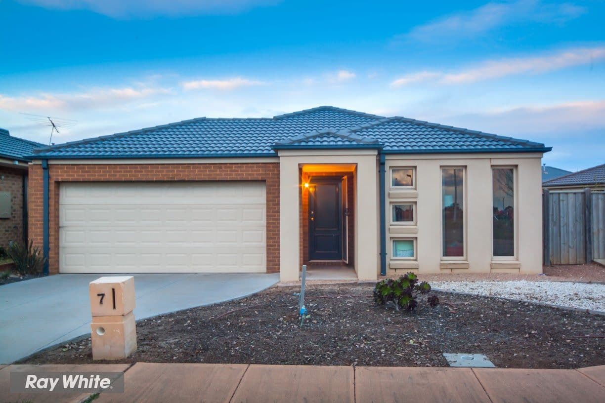 7 Grackle Crescent, WILLIAMS LANDING VIC 3027, Williams Landing - Image 1