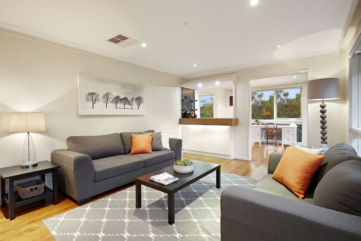 10 Lesay Court, MOUNT WAVERLEY VIC 3149, Mount Waverley - Thumbnail 2