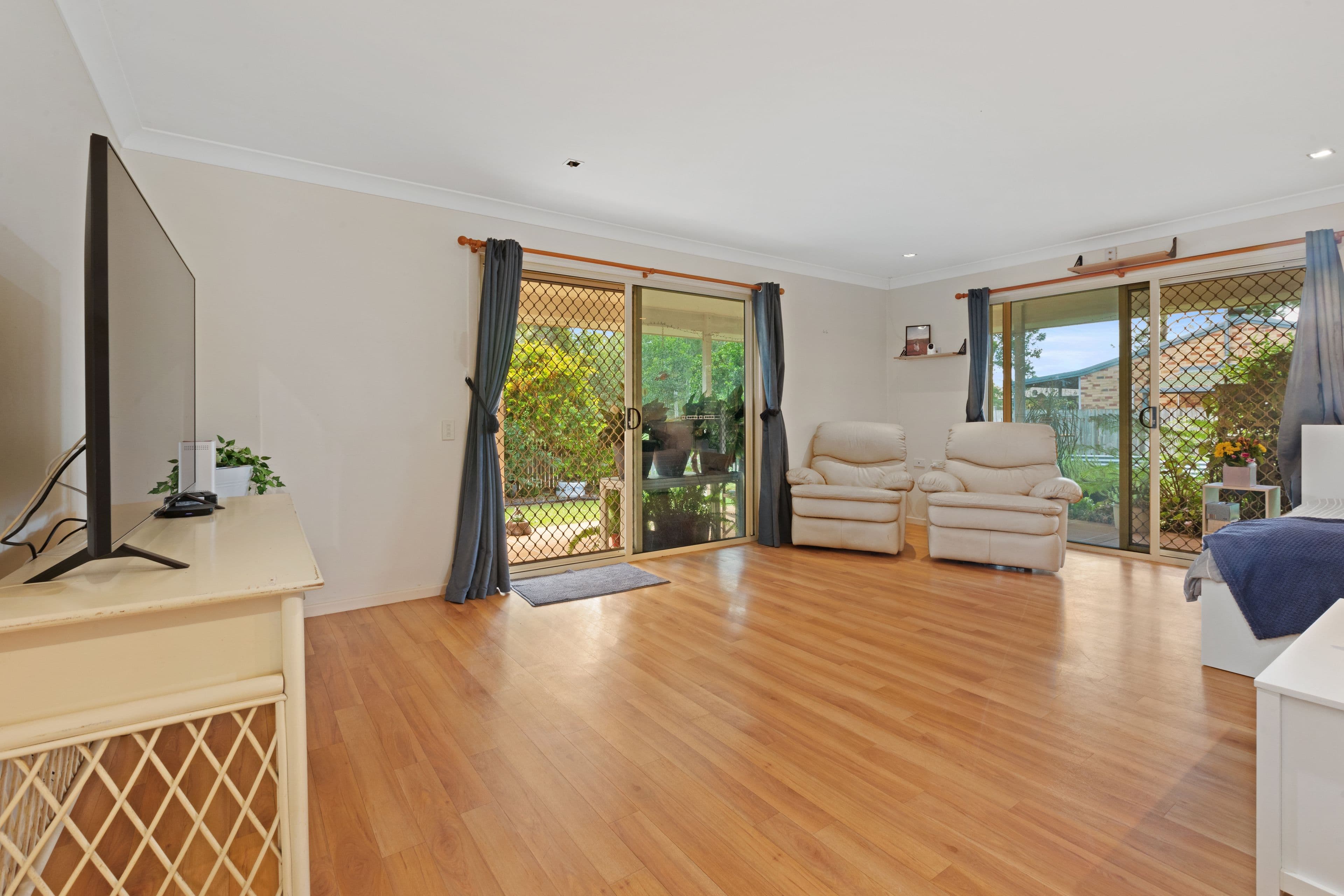 45 Spruce Street, Loganlea QLD 4131, Loganlea - Thumbnail 7