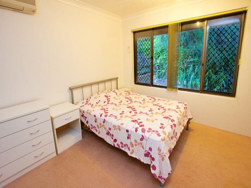 31 Bishop Street, ST LUCIA QLD 4067, St Lucia - Thumbnail 3