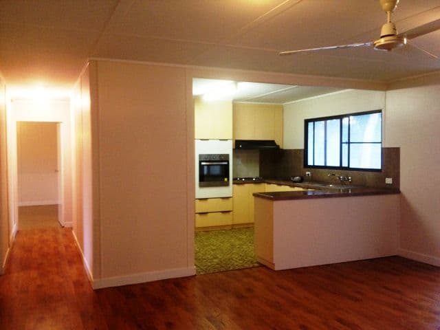 18 Pyms Court, HAMPDEN QLD 4741, Hampden - Thumbnail 3