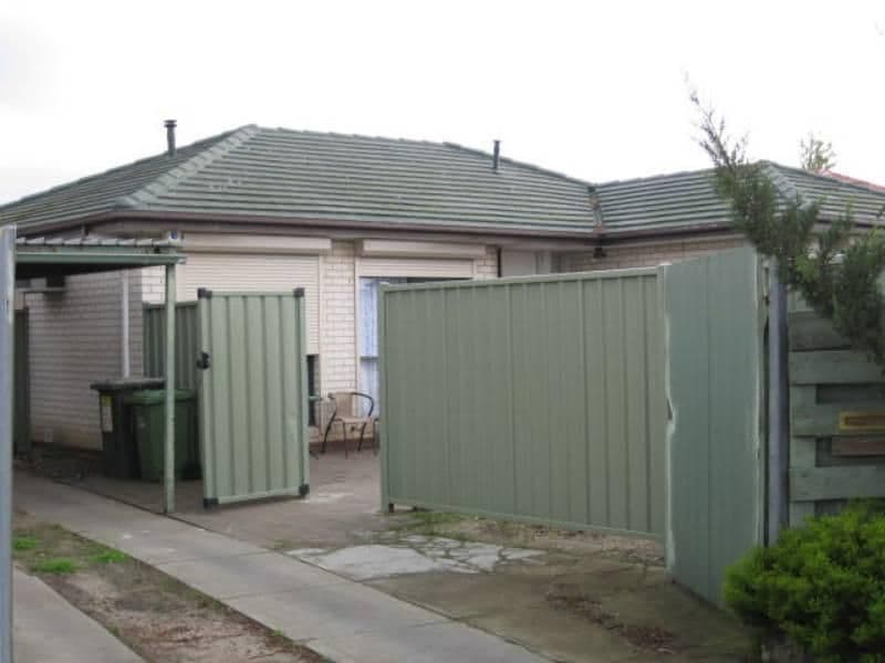 165 Carrick Drive, GLADSTONE PARK VIC 3043, Gladstone Park - Thumbnail 3
