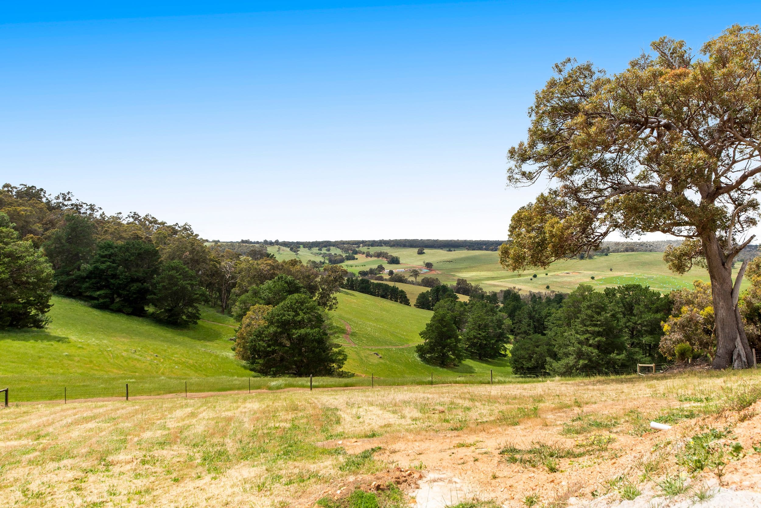 11 Golden Ash Rise, Bridgetown WA 6255, Bridgetown - Thumbnail 2