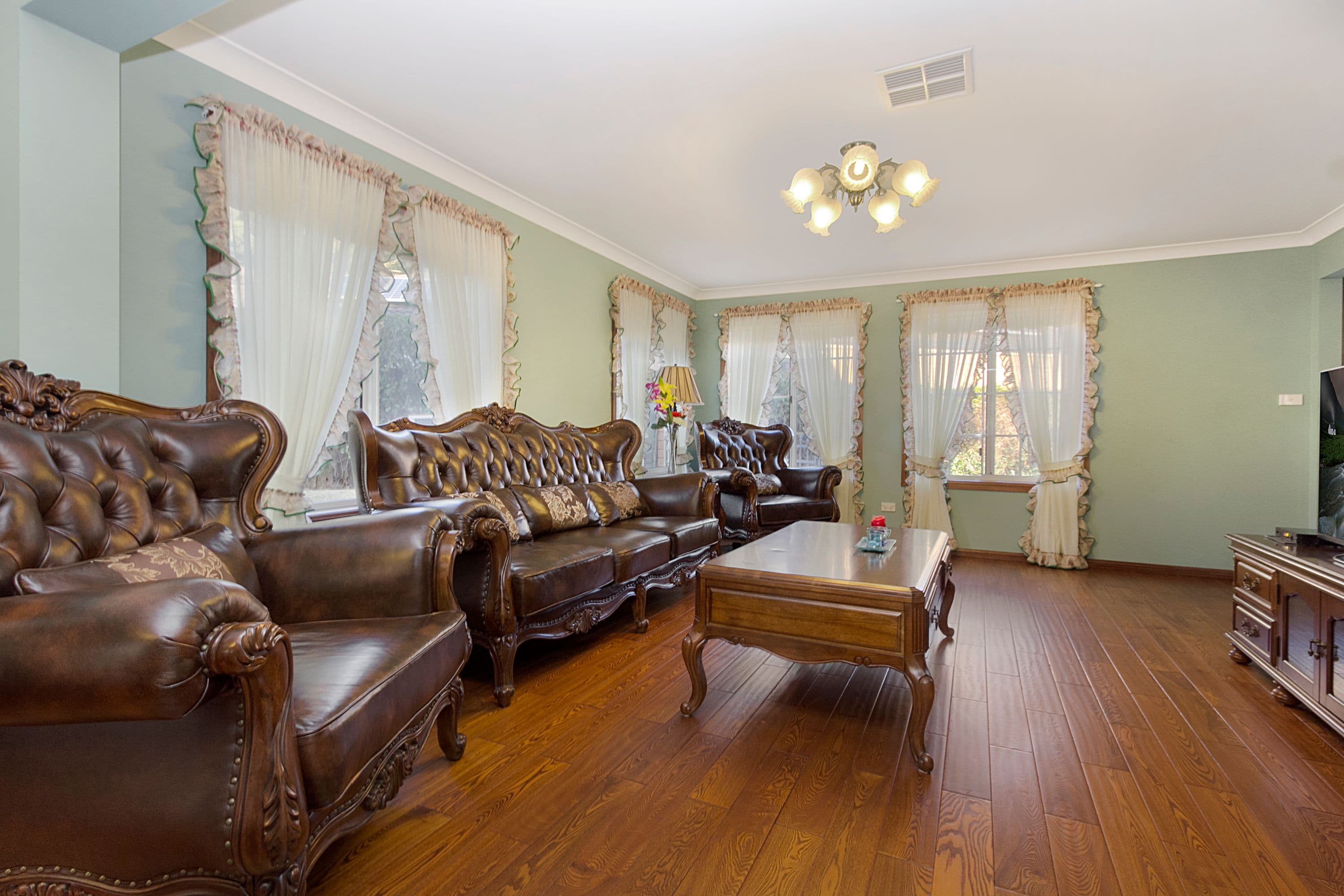 13 Wongalara Place, Woodcroft - Thumbnail 2