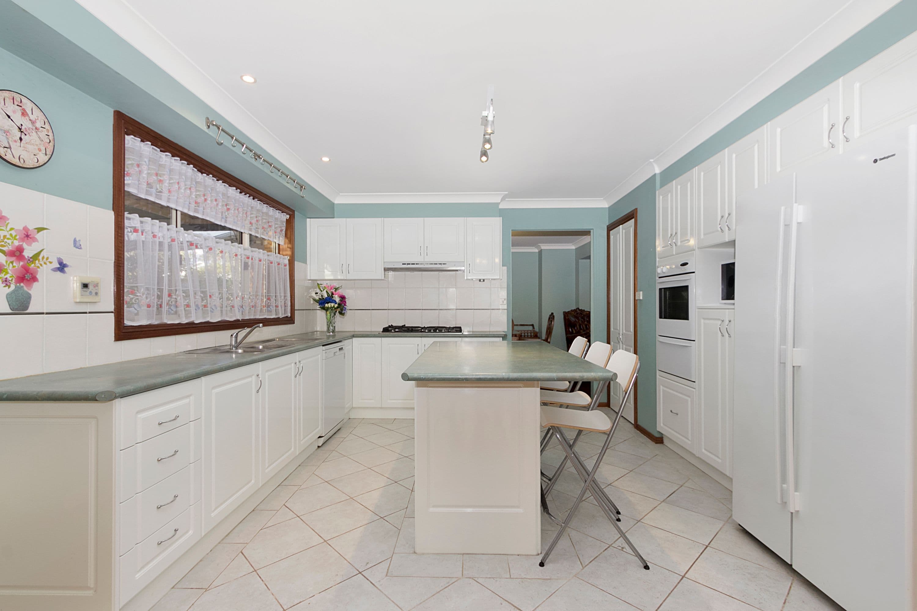 13 Wongalara Place, Woodcroft - Thumbnail 4