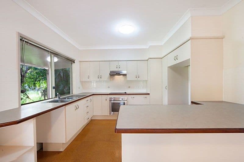 8 Borton Street, Balgal Beach QLD 4816, Balgal Beach - Thumbnail 4