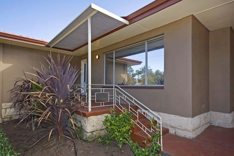 15 Tuart Road, LESMURDIE WA 6076, Lesmurdie - Thumbnail 3