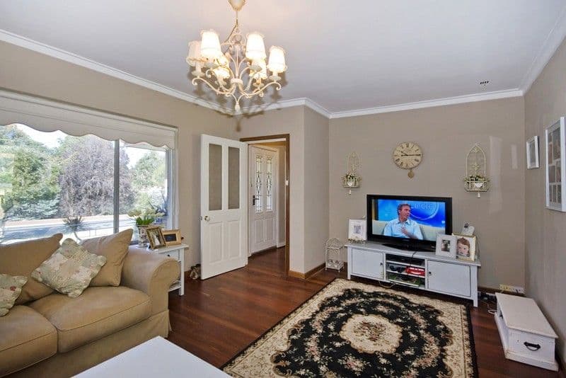 15 Tuart Road, LESMURDIE WA 6076, Lesmurdie - Thumbnail 6
