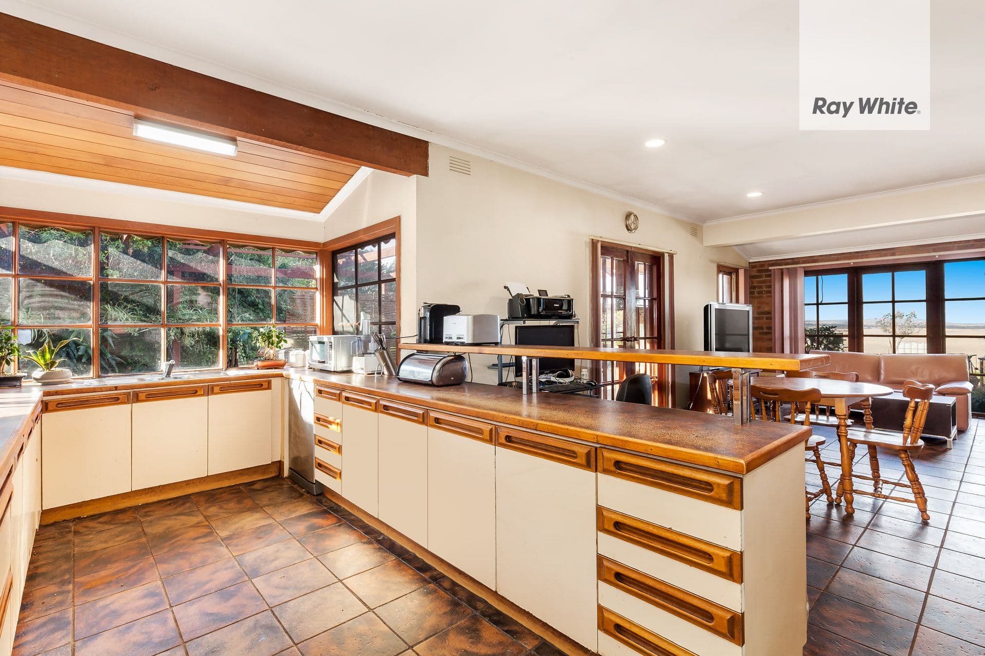 260 Old Sydney Road, Mickleham VIC 3064, Mickleham - Thumbnail 2