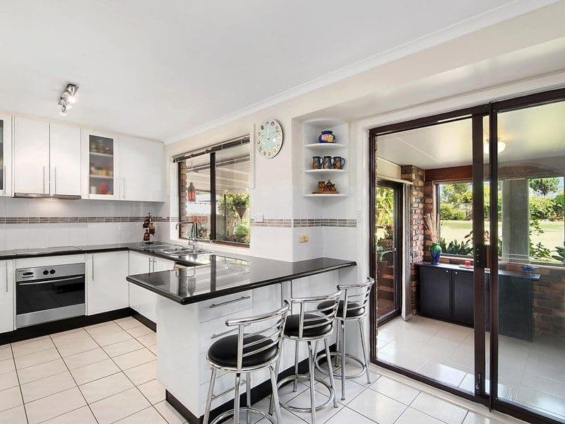 49 Mariner Road, Illawong - Thumbnail 3