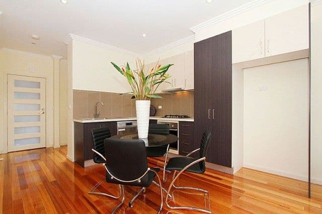 43 Yarra Avenue, RESERVOIR VIC 3073, Reservoir - Thumbnail 3