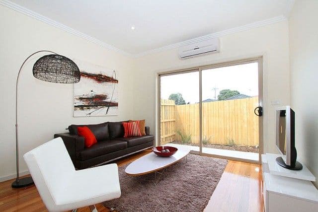 43 Yarra Avenue, RESERVOIR VIC 3073, Reservoir - Thumbnail 4