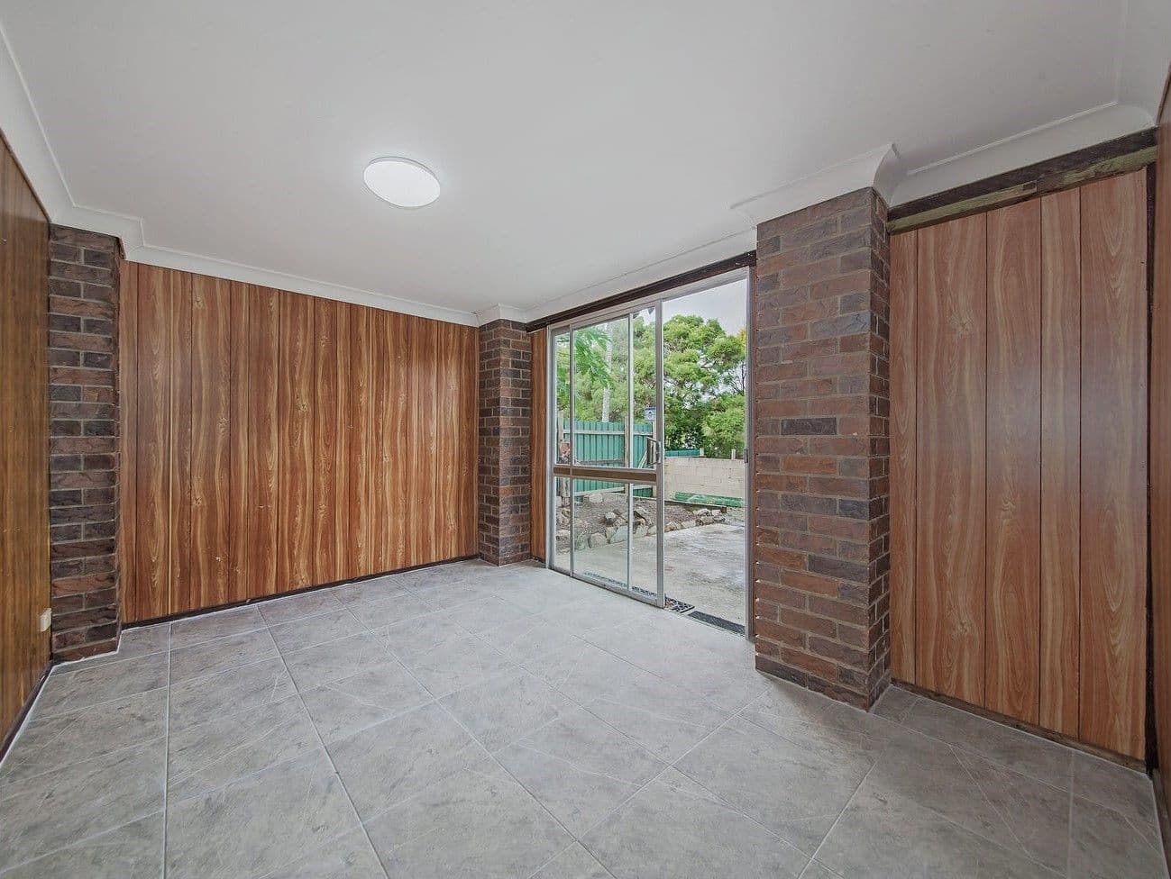 27 Minoa Street, Woodridge QLD 4114, Woodridge - Thumbnail 8