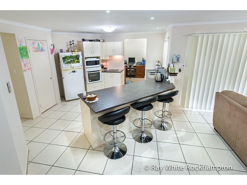 420 Farm Street, NORMAN GARDENS QLD 4701, Norman Gardens - Thumbnail 2