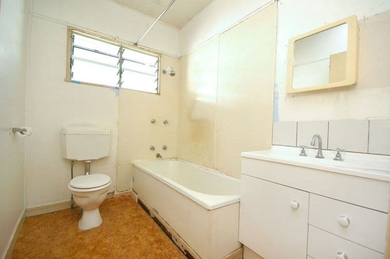 26 Oxley Drive, HOLLAND PARK QLD 4121, Holland Park - Thumbnail 8