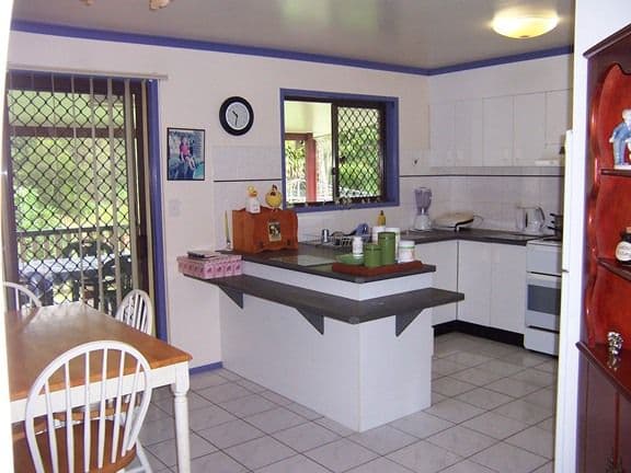 18 Elizabeth Street, COORAN QLD 4569, Cooran - Thumbnail 3
