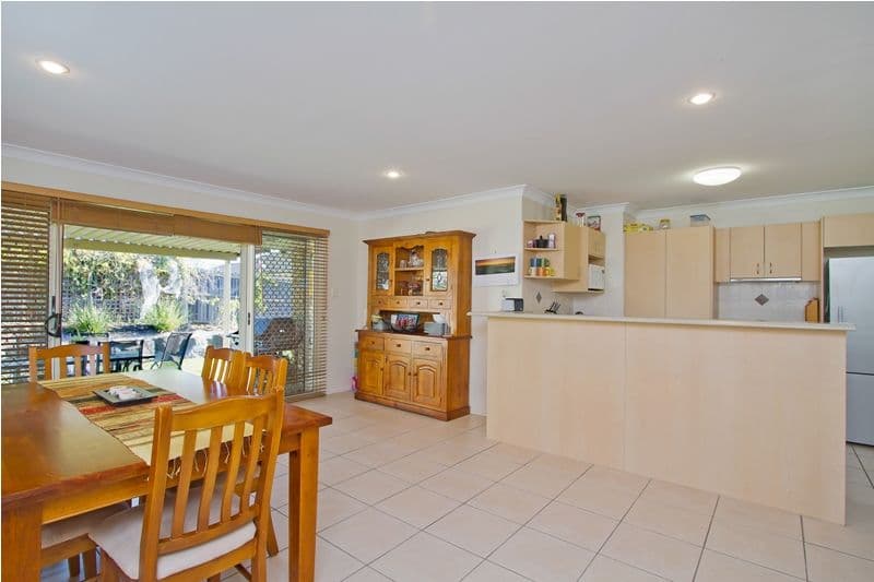 19 Freestone Drive, UPPER COOMERA QLD 4209, Upper Coomera - Thumbnail 4