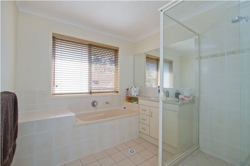 19 Freestone Drive, UPPER COOMERA QLD 4209, Upper Coomera - Thumbnail 7
