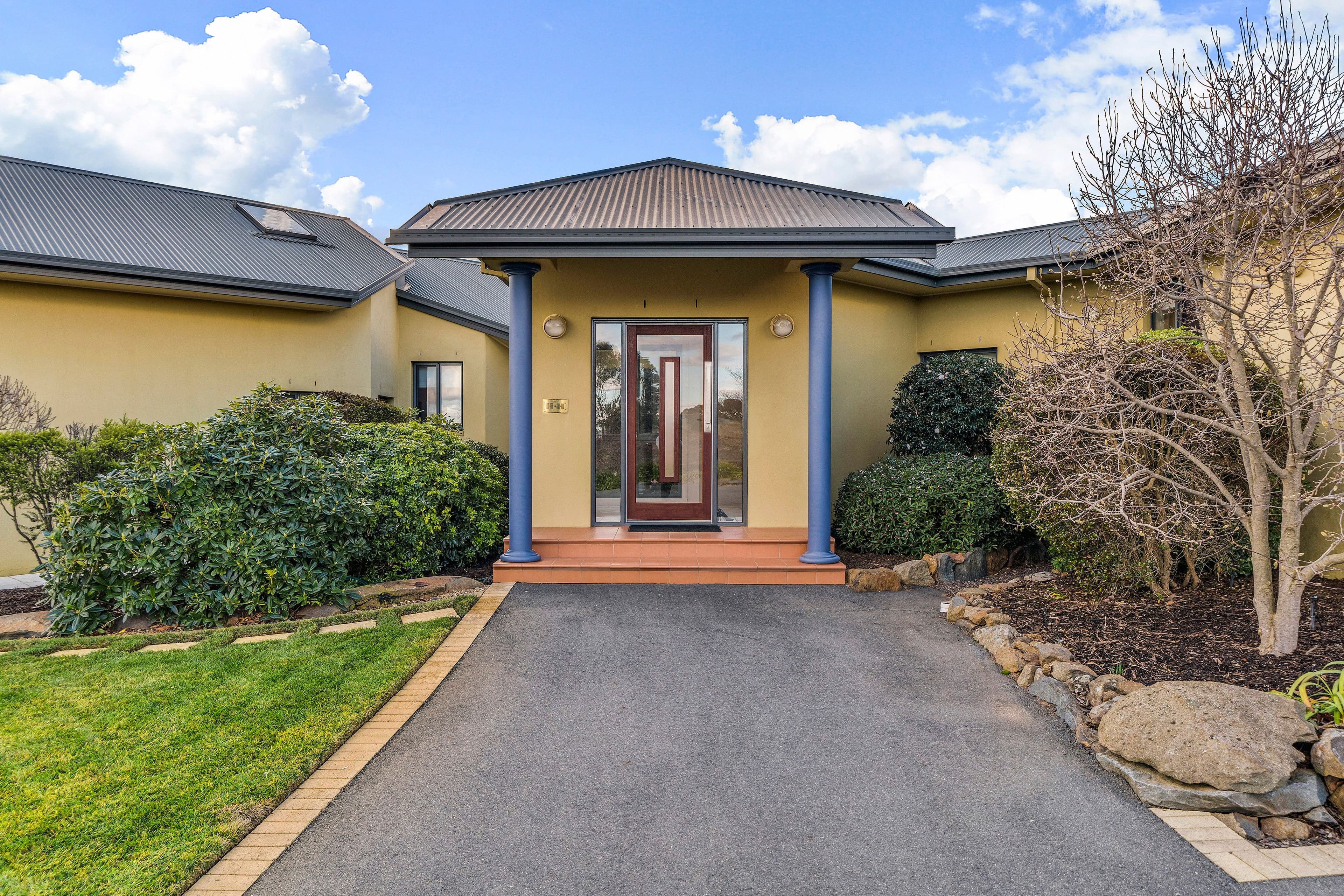 1 Vallencia Drive, Jeir - Thumbnail 4