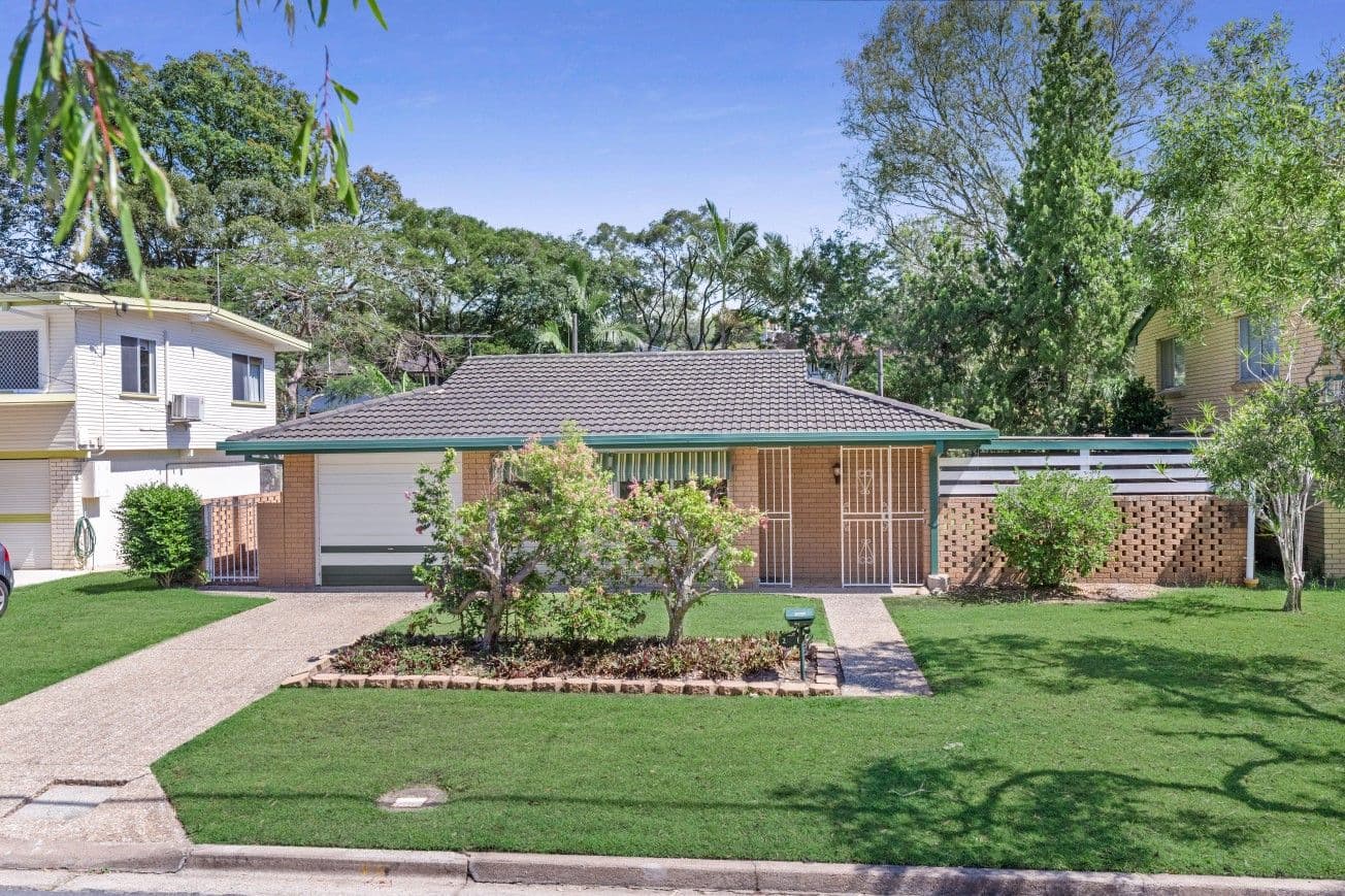 26 Redgrave Street, Stafford Heights QLD 4053, Stafford Heights - Image 1